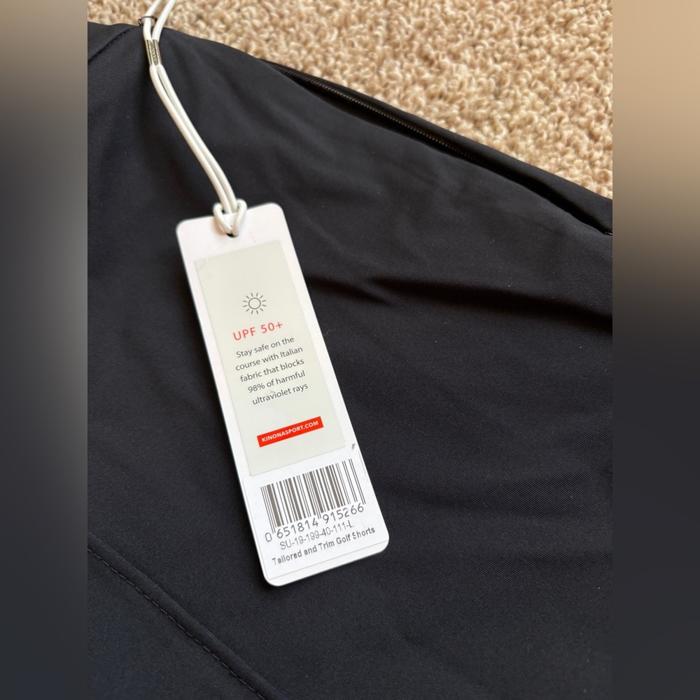 Kinöna Tailored and Trim golf shorts - Picture 3 of 6
